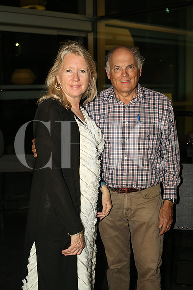 Elizabeth Salinas y Eugenio Salinas