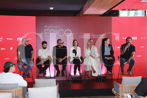 Eduardo Morali, Rodrigo Rivera, Guillermo González, Daniela MIjares, Carla Juan Chelala, Violeta Zenco y Pedro Reyes