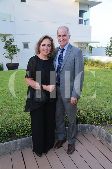 Ivonne Marcos y Mauricio Garza (3)