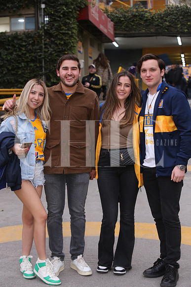 Valeria Briones, Héctor Morales, Isabela Robles Gil  y Manuel San Miguel