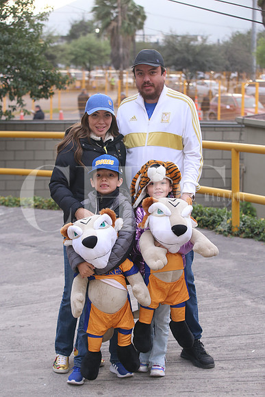 Victoria García, Jorge Hernández, Jorge Hernández y Cecila Hernández