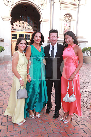 Eva Sofia Leal, Clandia Ballí de Leal, Ovidio Leal y Daniela Leal