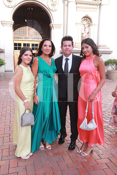 Eva Sofia Leal, Clandua Ballí de Leal, Ovidio Leal y Daniela Leal