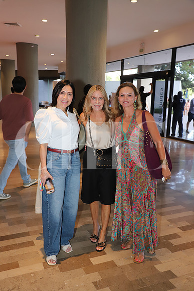 Carolina Rangel, Dora Pérez de Lozano y Balbina Sada 1