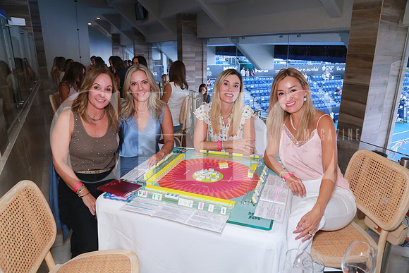 Erika Balboa, Ana Carrillo de Ibarra, Camilla Leal y Mónica Leal