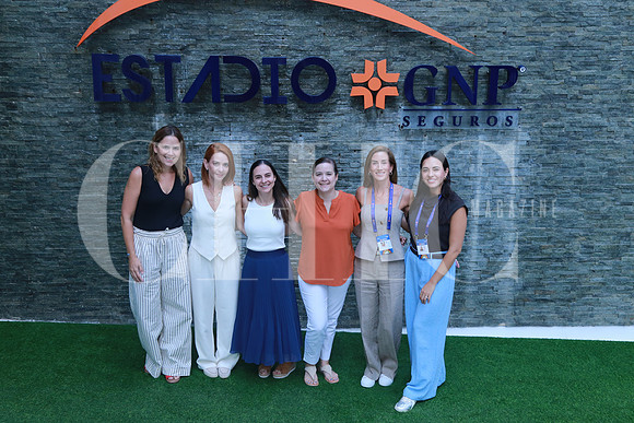 Idalia Martínez, Catalina Elizondo, Adriana Treviño, Sofia Ramírez, María Garza y Alejandra Cárdenas