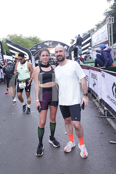 Selijna de la Garza y Diego González 1