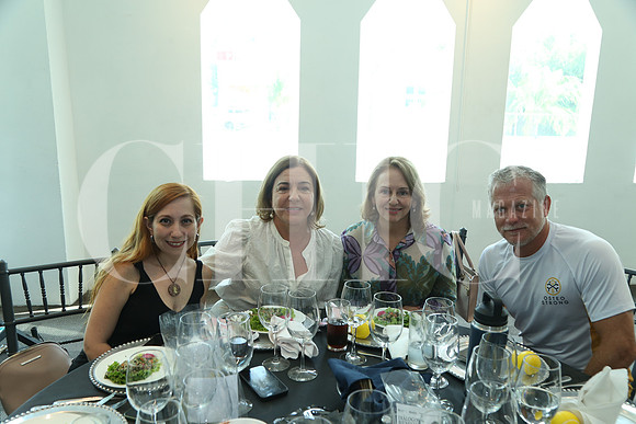 Claudia Tercero, Cristina Canavati, Tutu Escamez y Francisco Moncallo