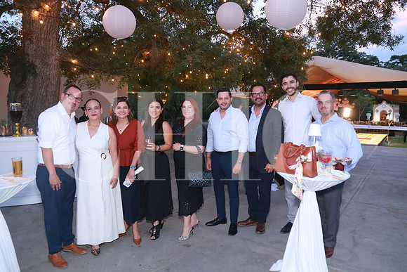 Iván Ceballos, Estefani Haza, Alexandra Martínez Lorena López, Perla García, Mauricio Magdaleno, Jorge Arizmendi, Cesar Salinas y Alfonso Molina (2)