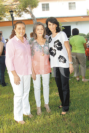 Consuelo Ibarra, Lily Navarro de Martínez y Susy Ortiz