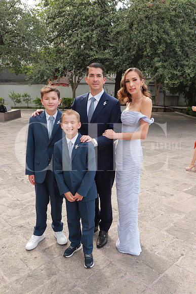 Marcelo Segovia, Marcelo Segovia, Eugenio Segovia y Romina Meyer 4