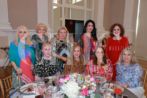 Tey Gonzalez, Marina Benavides, Martha Ruiz, Irene Muzquiz,Lucila Araico, Lorena Dávila, Elvira Lozano e Irasema Muzquiz4