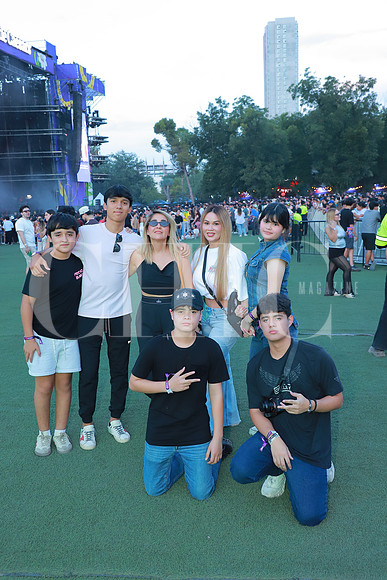 Erick Vazquez, Dante Vazquez, Susy Davila, Heriberto Cardenas, Humberto Cardenas, Grayce Cardenas y Prisma Peña 3
