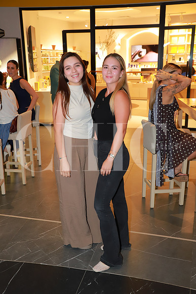 Rebeca Limón y Tania Tenorio 5
