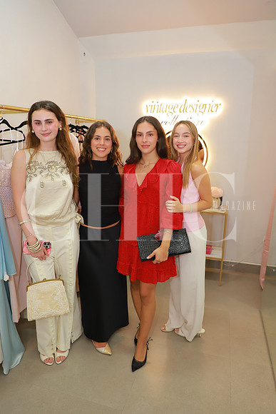 Constanza Lasheras, Romina Monroy, Marianne Fernandez y Vanessa Canavati 8