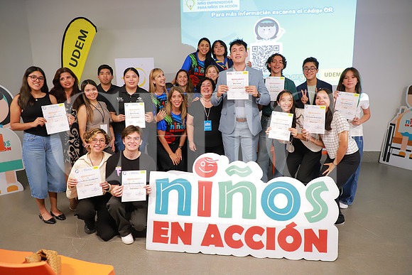 Niños en Acción 76