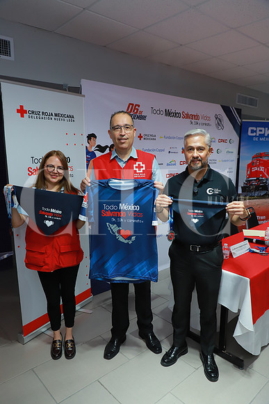 Berenice Salgado, Rogelio Ayala García y Jair Jorge Villarreal 4
