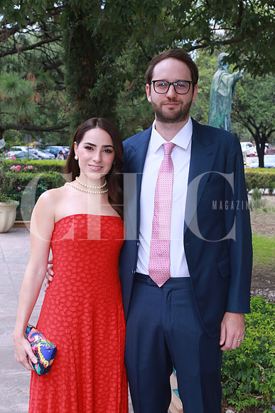 Aranza Hoyos y Daniel Chapa