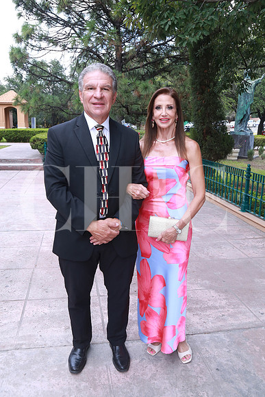 Aurelio Martínez y María Gabriela Kalifa de Martínez (2)