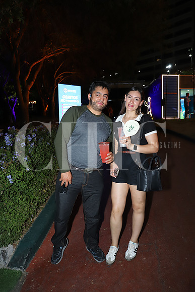 Carlos Vega y Karina Valades0