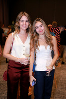 Adriana Inclán de Vela y Adriana Vela