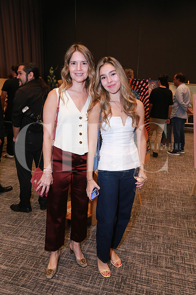 Adriana Inclán de Vela y Adriana Vela (3)