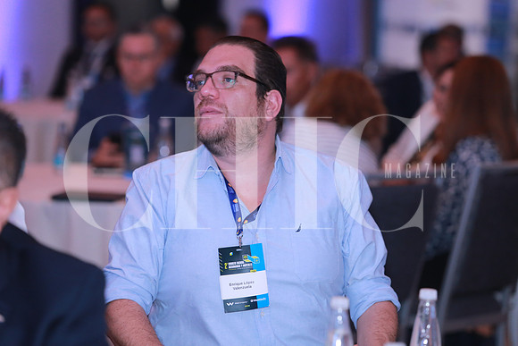 Enrique López
