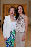 Yolanda Santos y Yolanda Garza de González