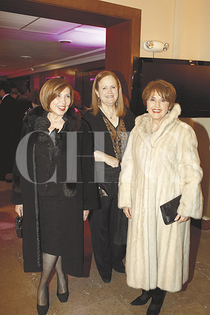 Aurora Vignau de Zambrano, Norma Zambrano y Lolina Treviño de Maldonado