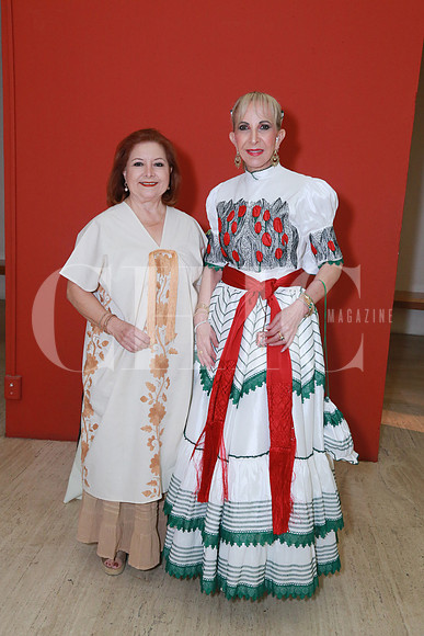 Flora de Castrillón y Lulú González (2)