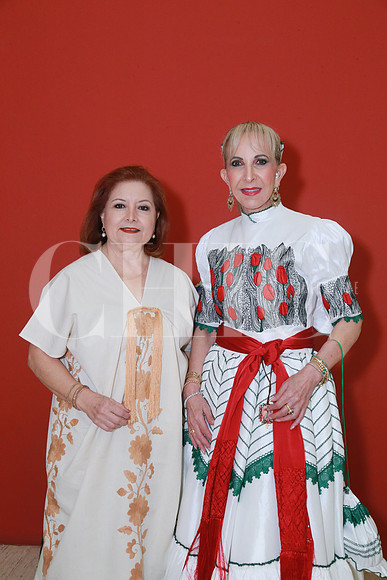 Flora de Castrillón y Lulú González (3)