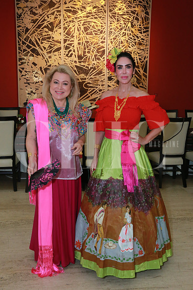 Marina Benavides y Martha de Ruíz
