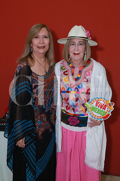 Ruth Irasema de Arreola y Rosy Adele