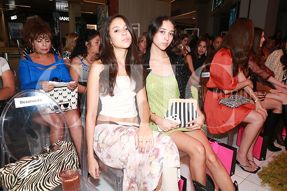 Mar Nevares y Lilia Nevarez