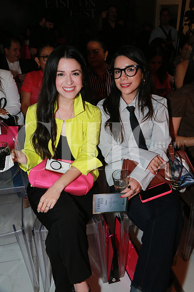 Wendy Castillo y Melissa Jauregui (2)