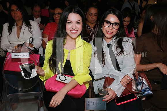 Wendy Castillo y Melissa Jauregui (3)