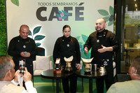 Abraham Hernández, Monserrat Sánchez y Víctor Padilla (3)