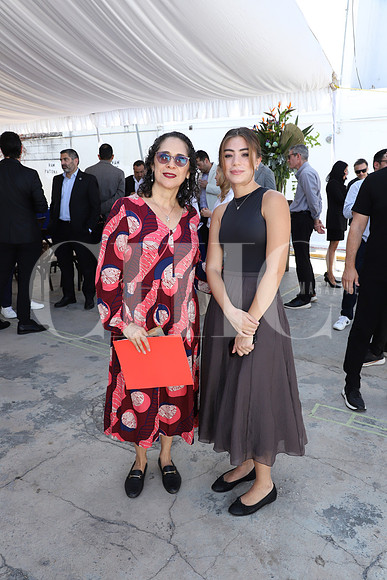 Rosalia Rodríguez y Karen Campillo 1