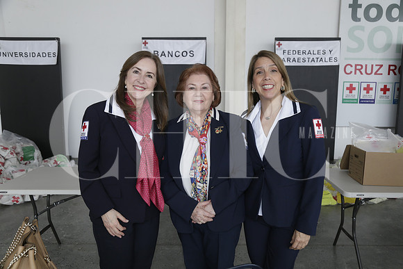 Esther Wiliamson, Ildelisa Melendez de Herrera y Alejandra Gutíerrez de Huerta