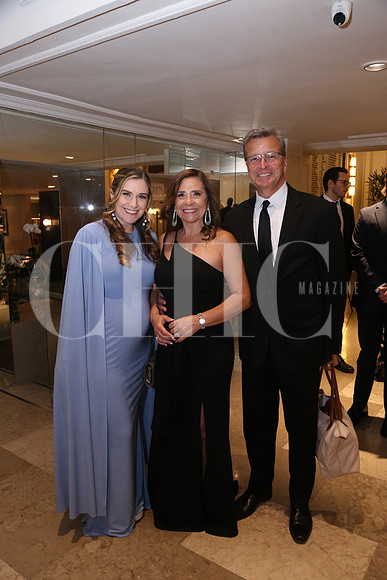 Alison Muñoz, Sury Jackson y Cris Jackson 0