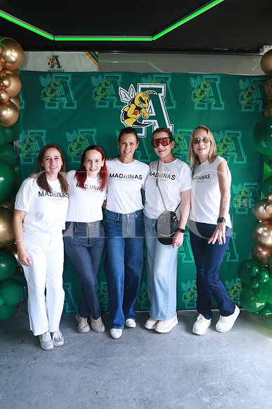 Fernanda Guzmán, Mony García de Moyeda, Rosa María Oliver, Adriana Zavala y Karla Ferrigno (3)