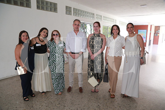 Zulema Morales, Cristina Castillo, Cristina Vargas, Guillermo Quintana, Ane López Barro, Sofia Isaguirre y Marcela Martínez (2)