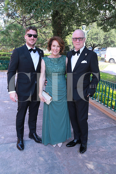 Tem Stanley, Julie Stanley y Adam Stanley y Roger Stanley (2)