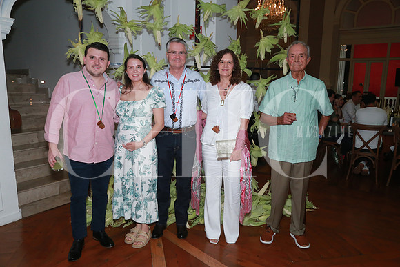 Enbrique Rangel, Karla González, Jésus González, Martha Faudoa y Agustin Faudoa