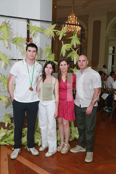Gonzalo Aguirre, Consuelo Aguirre, Consuelo Lankenau y Alvaro Aguirre (3)