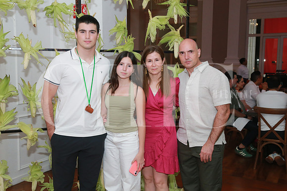 Gonzalo Aguirre, Consuelo Aguirre, Consuelo Lankenau y Alvaro Aguirre
