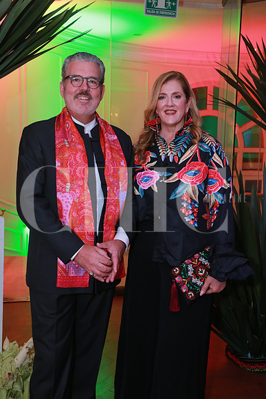 Javier Lozano y Gabriela Iza de Lozano