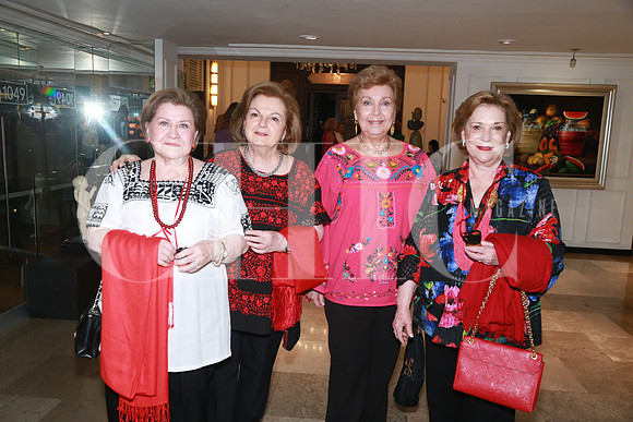 Mame Madero, Tere Zorrilla, Ángela Garza y Elva García de Maldonado