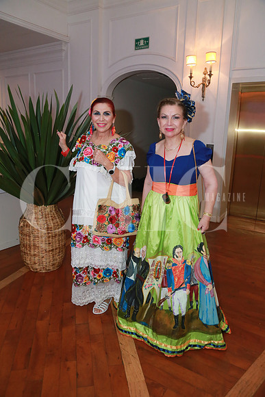 Paty García y María Esther González (2)