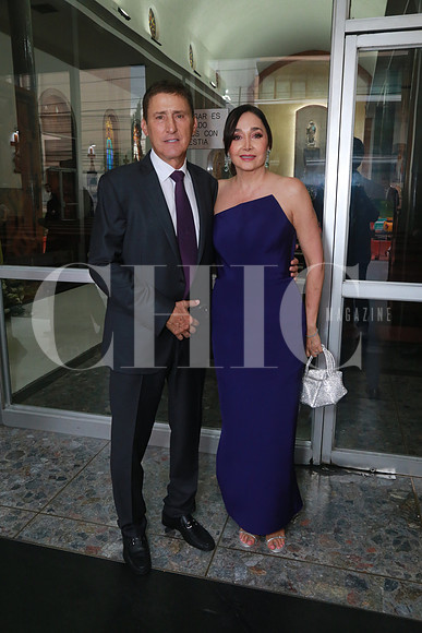 Julio Meyer y Marcia Roca de Meyer (2)